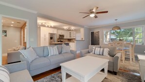 บ้านพัก (New Listing Northwood Harbor Home 3 b) | บริเวณภายนอก