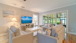 บ้านพัก (New Listing Northwood Harbor Home 3 b) | บริเวณภายนอก
