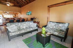 Villa, 6 Schlafzimmer | Wohnzimmer