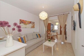TV - Nina in Rovinj - Istrien / Nina in Rovinj - Appartement für 2 Personen (Rovinj)