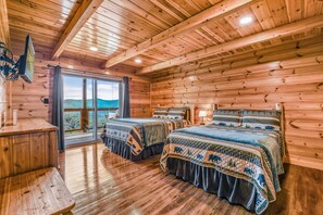 3 bedrooms, free WiFi, bed sheets - Bear Ridge 3 Bedroom Cabin by RedAwning (Sevierville)