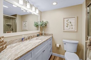 Condo (7150 Estero Blvd 205) | Bathroom - 7150 Estero Blvd 205 (Fort Myers Beach)