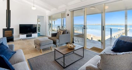 Beladura-35 Goolwa Channel Drive, Hindmarsh Island