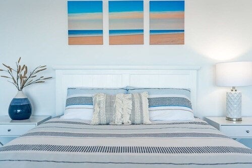 Beladura-35 Goolwa Channel Drive, Hindmarsh Island