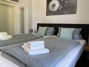 3 Schlafzimmer, Reisekinderbett, kostenloses WLAN, BettwÀsche