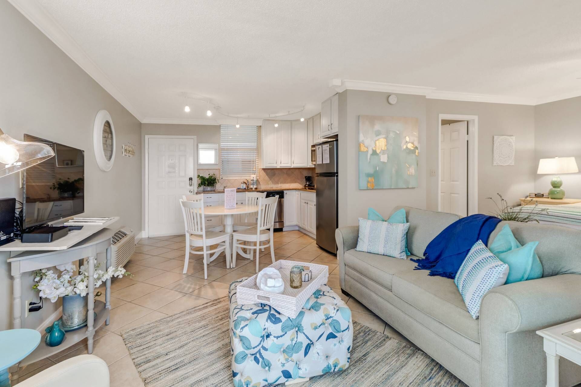 公寓客房 (Beach & Tennis 5503) | 客廳