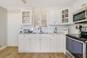 Estudio (Beach & Tennis 1703) | Cocina privada