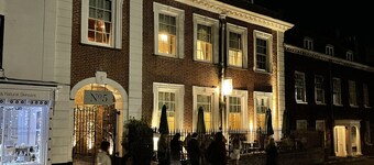 Cathedral Yard - Art deco luxury, city centre