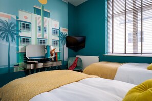 2 bedrooms, iron/ironing board, travel cot, free WiFi