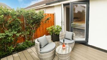 ์ฝํฐ์ง | ๋ด๋ถ