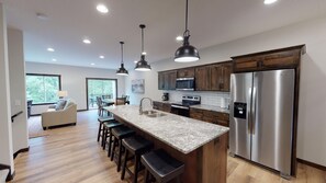 Interior - Includes Boat Slip on Gull Lake next to Zorbaz and Resort Pools and Amenities (Lake Shore)