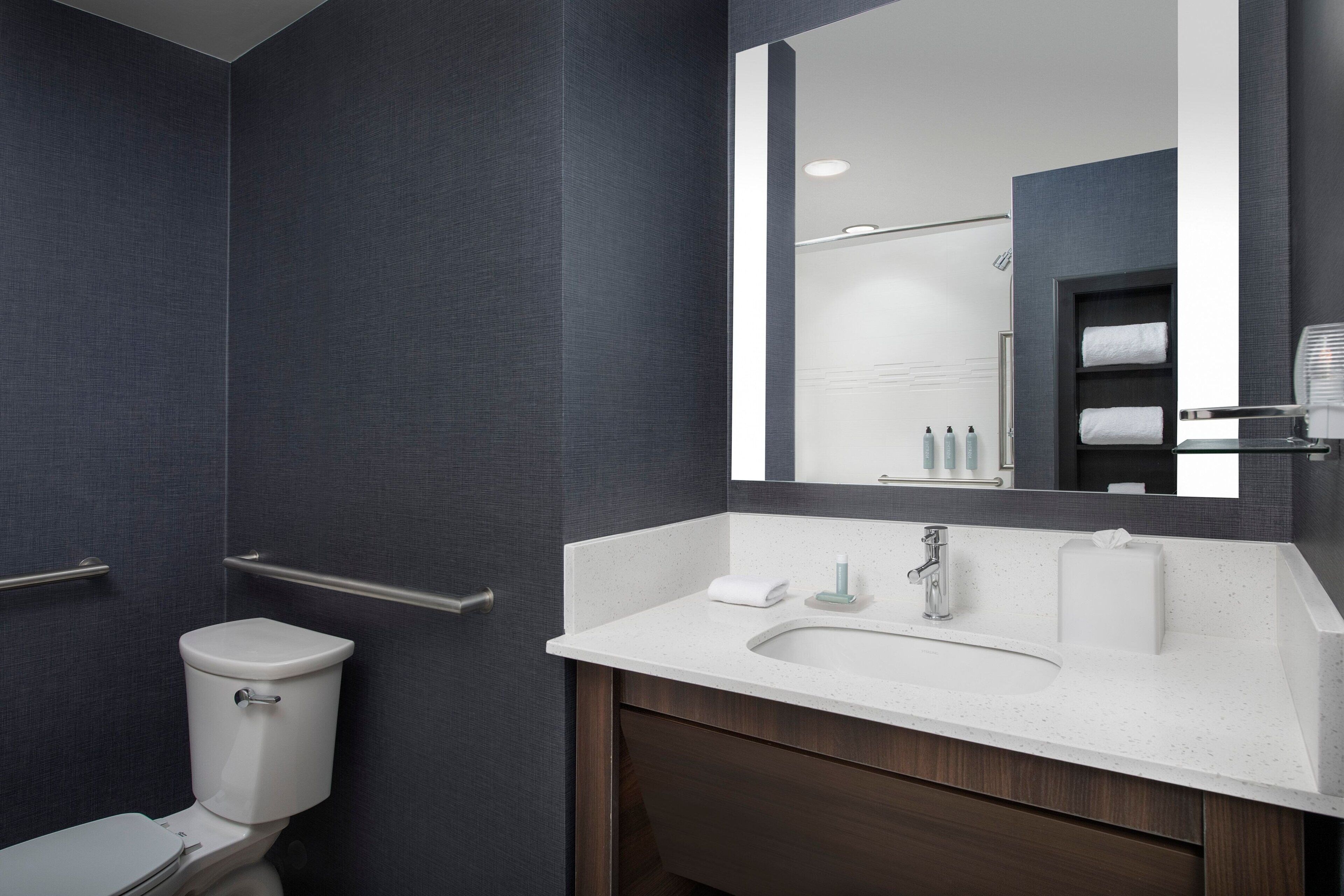 premium bedding, in-room safe, individually furnished, desk