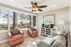 Televisión y libros 