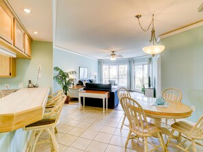 Interior - 2115 Windsor II ~ Convenient 1Br Villa with Ocean Views in Palmetto Dunes! (Hilton Head Island)