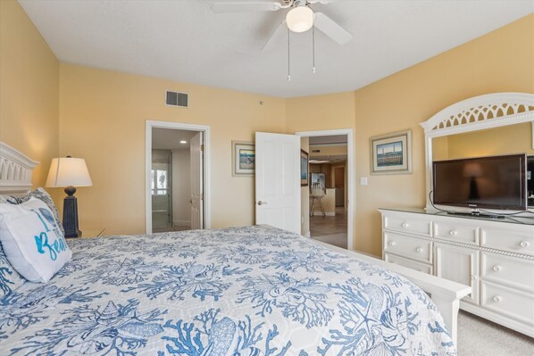 2 bedrooms, iron/ironing board, free internet, bed sheets