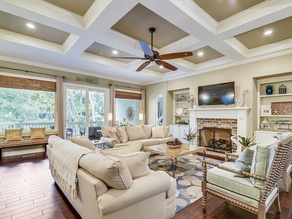 Fernseher, DVD-Player