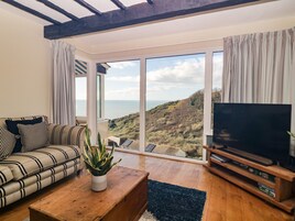 Cottage | Living area