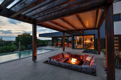 Istrien: Luxuriöse 5-schlafzimmer-villa für bis zu 11+1 Gäste 2 km vom Strand