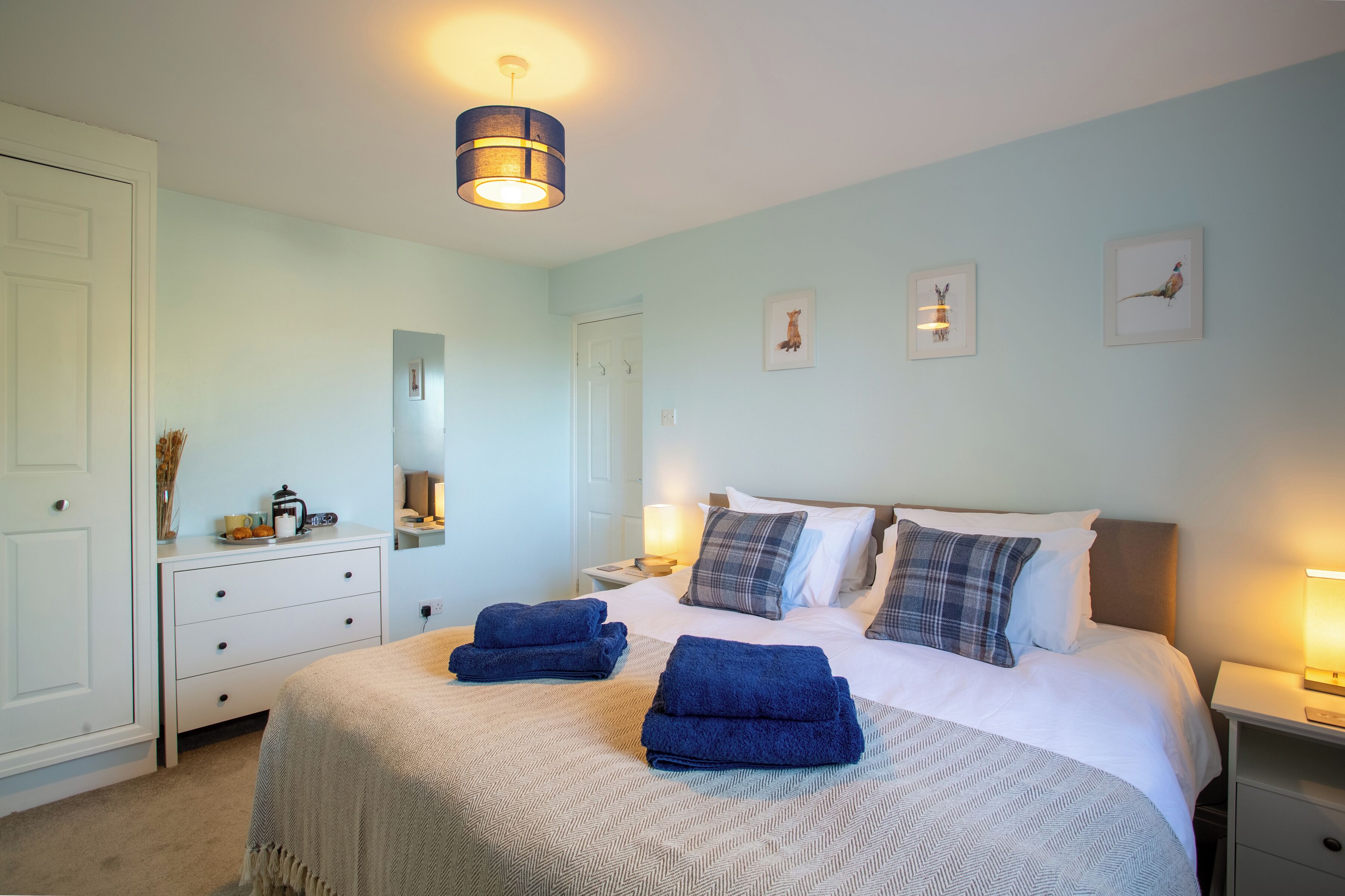 3 chambres, fer et planche à repasser, lit parapluie, Wi-Fi gratuit