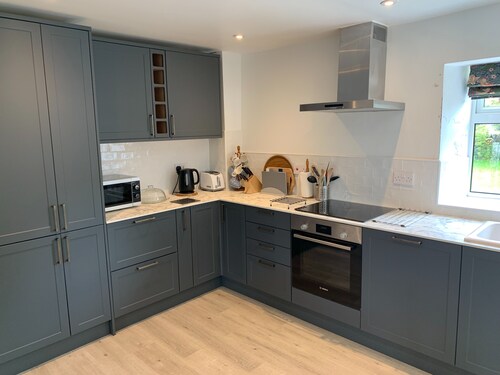 A superb holiday home within the Yorkshire Dales, w/ Wifi, wood burner & stones throw from pub.