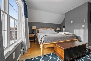 3 bedrooms, WiFi, bed sheets, alarm clocks - Deer Crossing Retreat - new home close to Saddleback (Dallas Plantation)