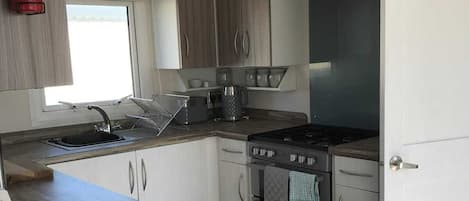 Fridge, microwave, oven