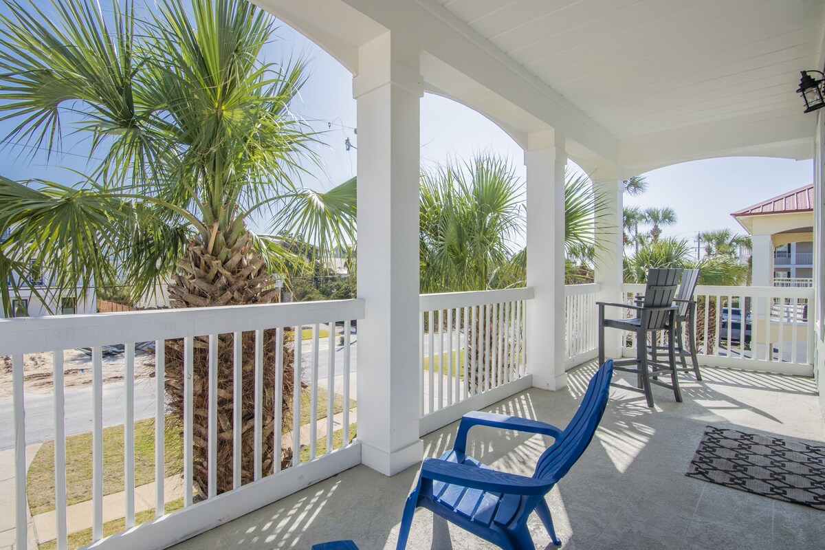 Photo 35 of Across From Beach! 7 bdrm, Amazing Pool Area, Jacuzzi, Discounted Golf Cart