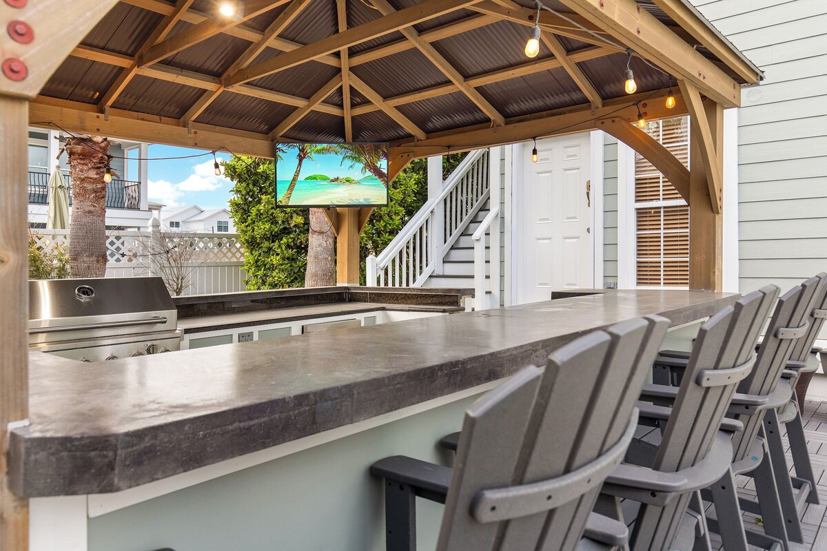 Photo 75 of Across From Beach! 7 bdrm, Amazing Pool Area, Jacuzzi, Discounted Golf Cart