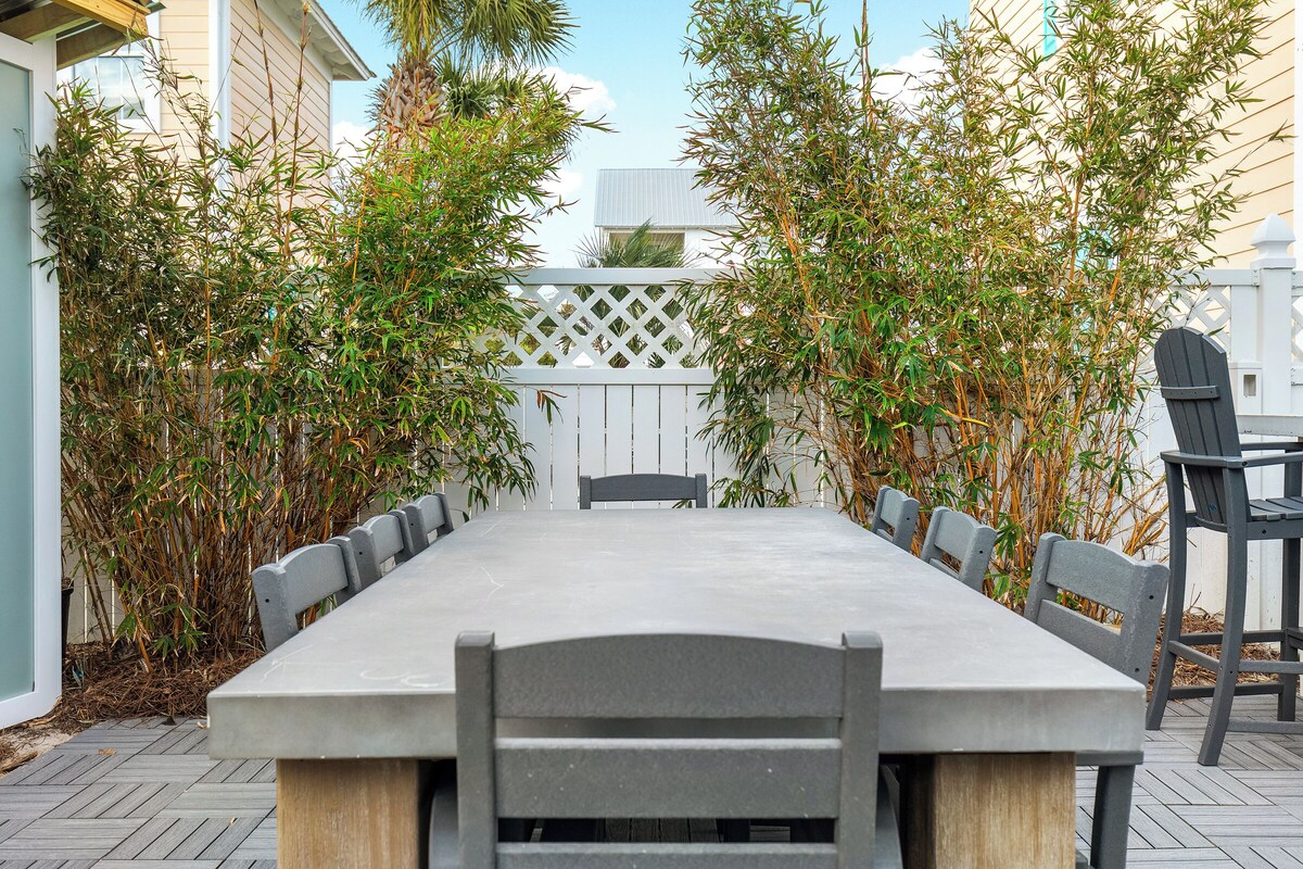 Photo 68 of Across From Beach! 7 bdrm, Amazing Pool Area, Jacuzzi, Discounted Golf Cart