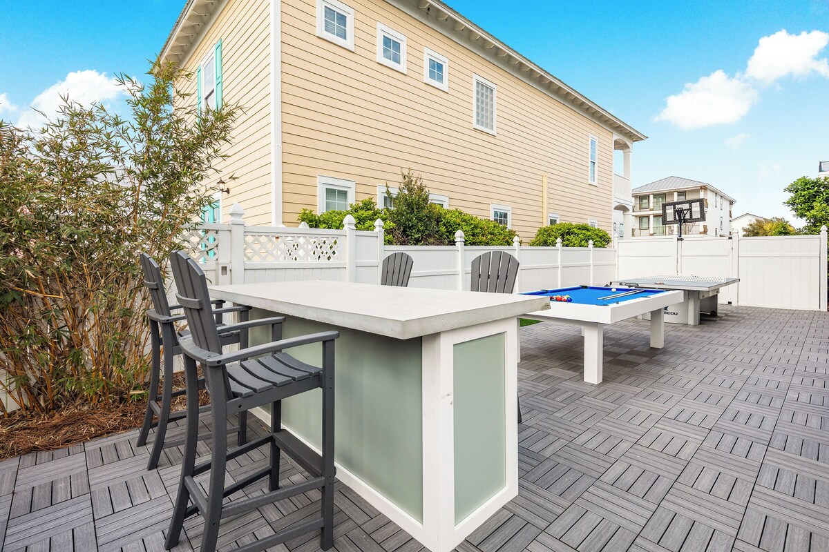 Photo 73 of Across From Beach! 7 bdrm, Amazing Pool Area, Jacuzzi, Discounted Golf Cart