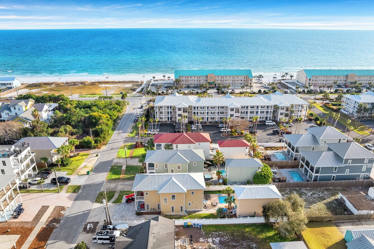 Photo 80 of Across From Beach! 7 bdrm, Amazing Pool Area, Jacuzzi, Discounted Golf Cart
