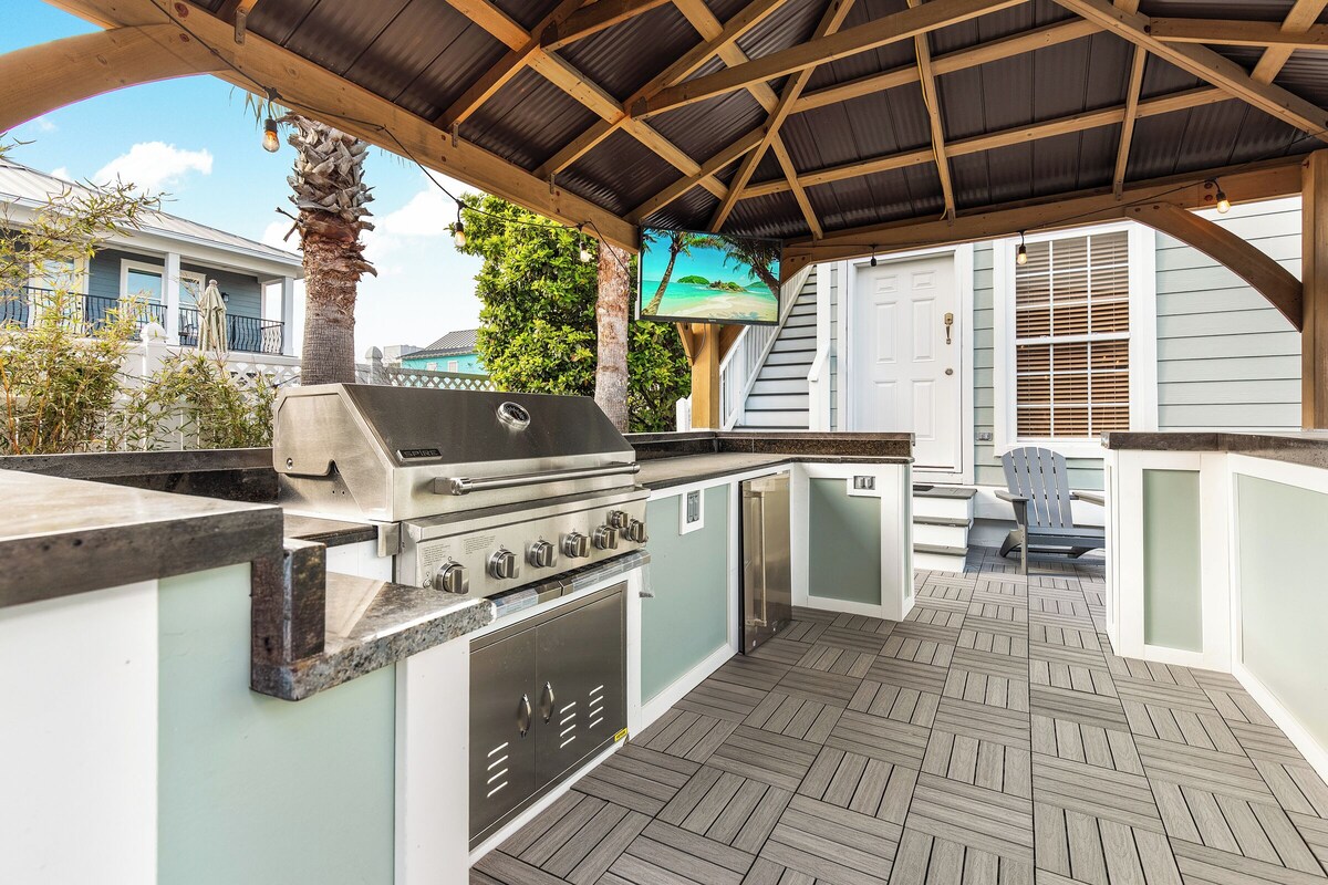 Photo 60 of Across From Beach! 7 bdrm, Amazing Pool Area, Jacuzzi, Discounted Golf Cart