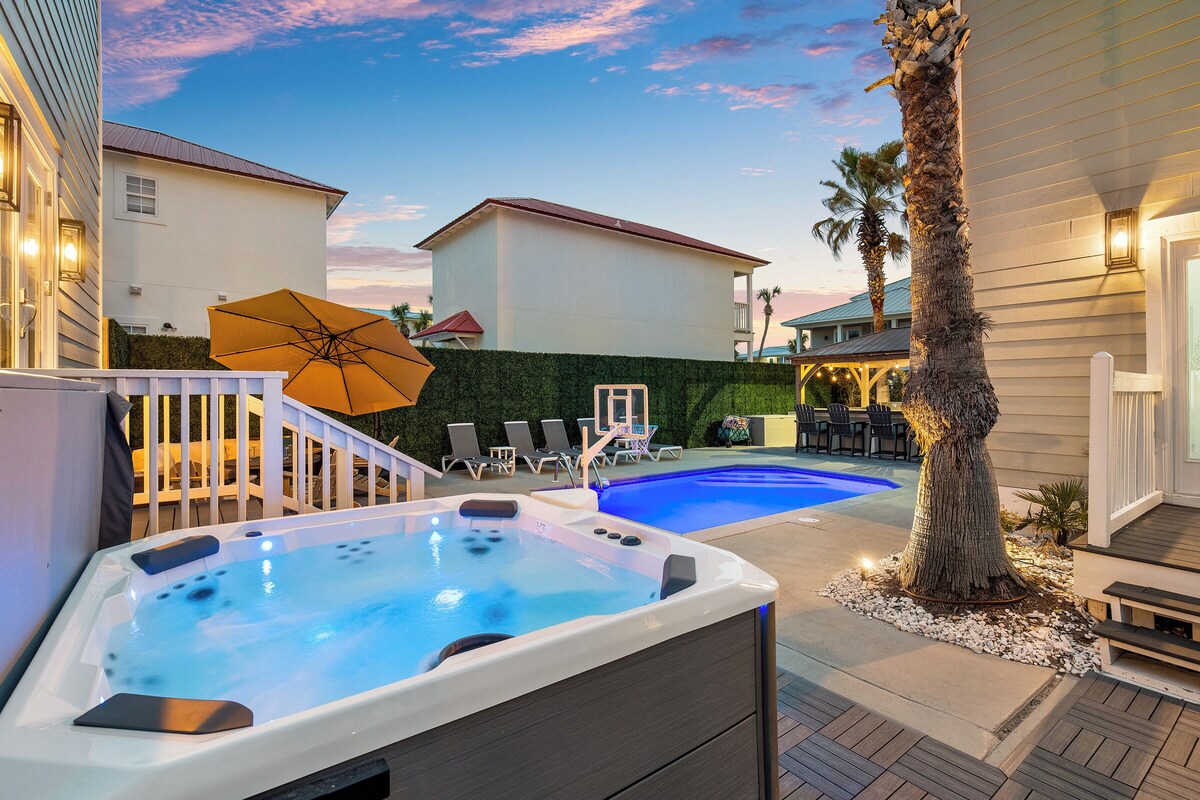 Photo 23 of Across From Beach! 7 bdrm, Amazing Pool Area, Jacuzzi, Discounted Golf Cart