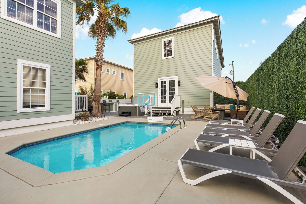 Photo 59 of Across From Beach! 7 bdrm, Amazing Pool Area, Jacuzzi, Discounted Golf Cart