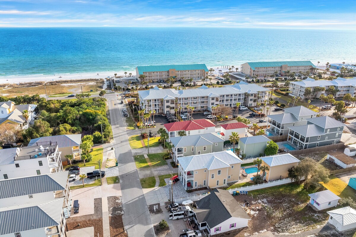 Photo 81 of Across From Beach! 7 bdrm, Amazing Pool Area, Jacuzzi, Discounted Golf Cart