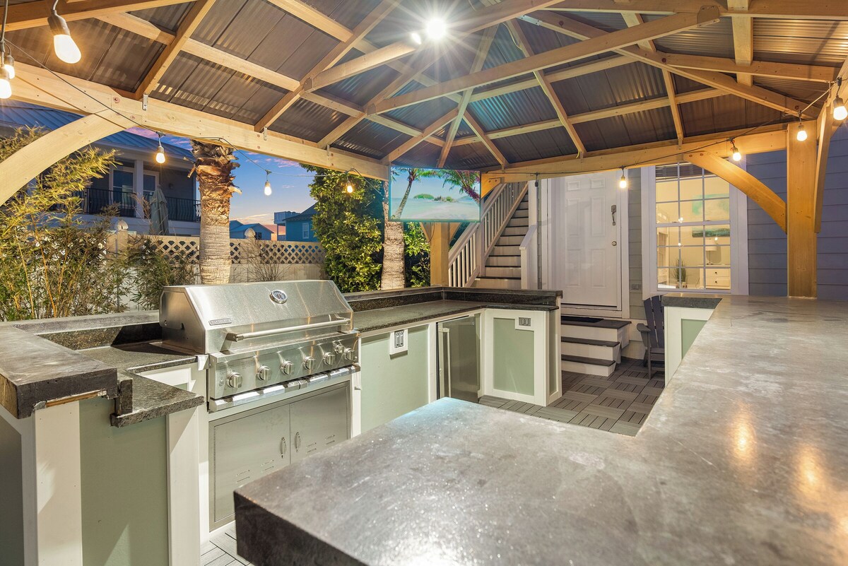 Photo 91 of Across From Beach! 7 bdrm, Amazing Pool Area, Jacuzzi, Discounted Golf Cart