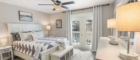 2 bedrooms, desk, iron/ironing board, free WiFi