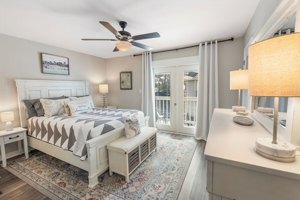 2 habitaciones, escritorio, tabla de planchar con plancha y wifi gratis 