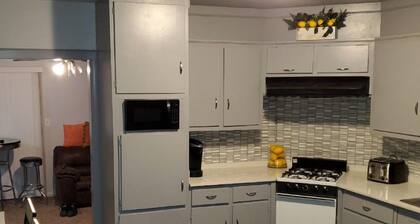 Relax @ This Peaceful Entertainment & Living Oasis