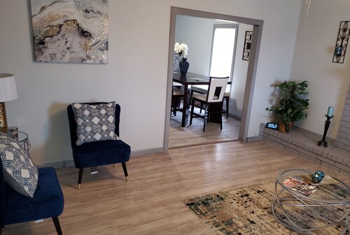 Relax @ This Peaceful Entertainment & Living Oasis