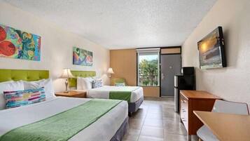 Iron/ironing board, WiFi, bed sheets, wheelchair access