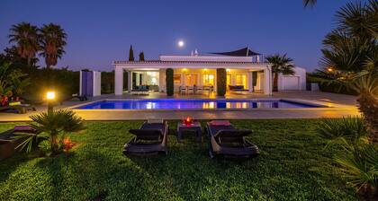 Heatable pool & BBQ 850m from beach, Carvoeiro