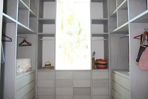 37-inch TV with cable channels - Mansion Serenity en Puerto Aventuras (Puerto Aventuras)