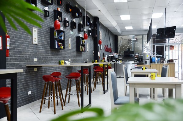 Dining - Large Private 3 BDR apartment in downtown Quito (Quito)