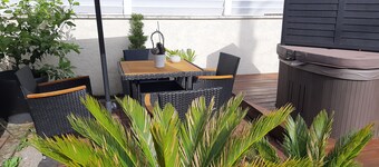 Petite Maison DE Charme