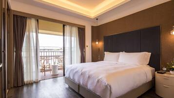 Villa, 2 Bedrooms, Non Smoking (2 King Bed Suite Garden)