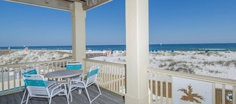 Par O Dice Beach House på de hvide sandstrande i Golfen med privat pool