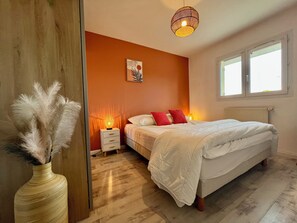 3 slaapkamers, reisbedje, gratis wifi