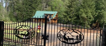 6 BDRM Log Cabin on Big Fall Creek