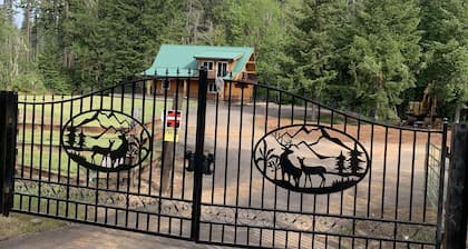 6 BDRM Log Cabin on Big Fall Creek
